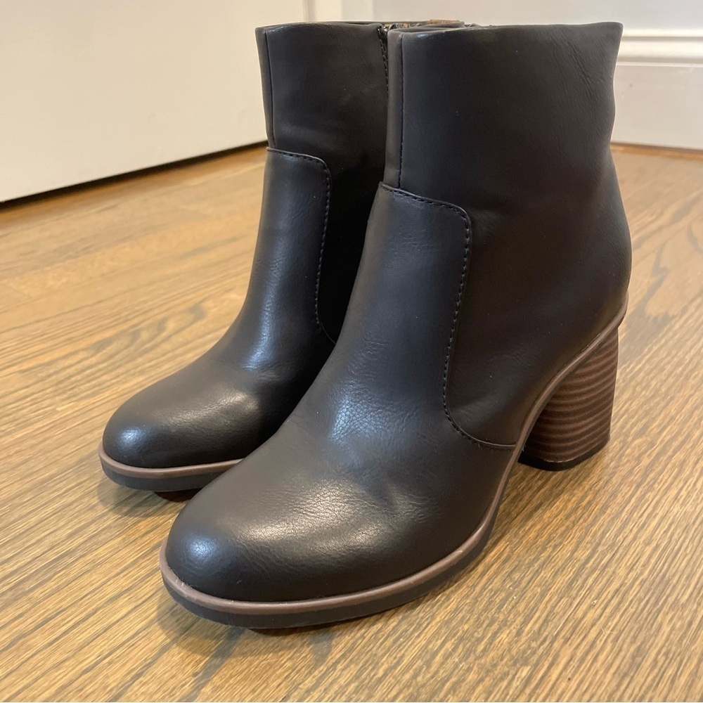 KORKS DESTINY BOOTIE Size 6